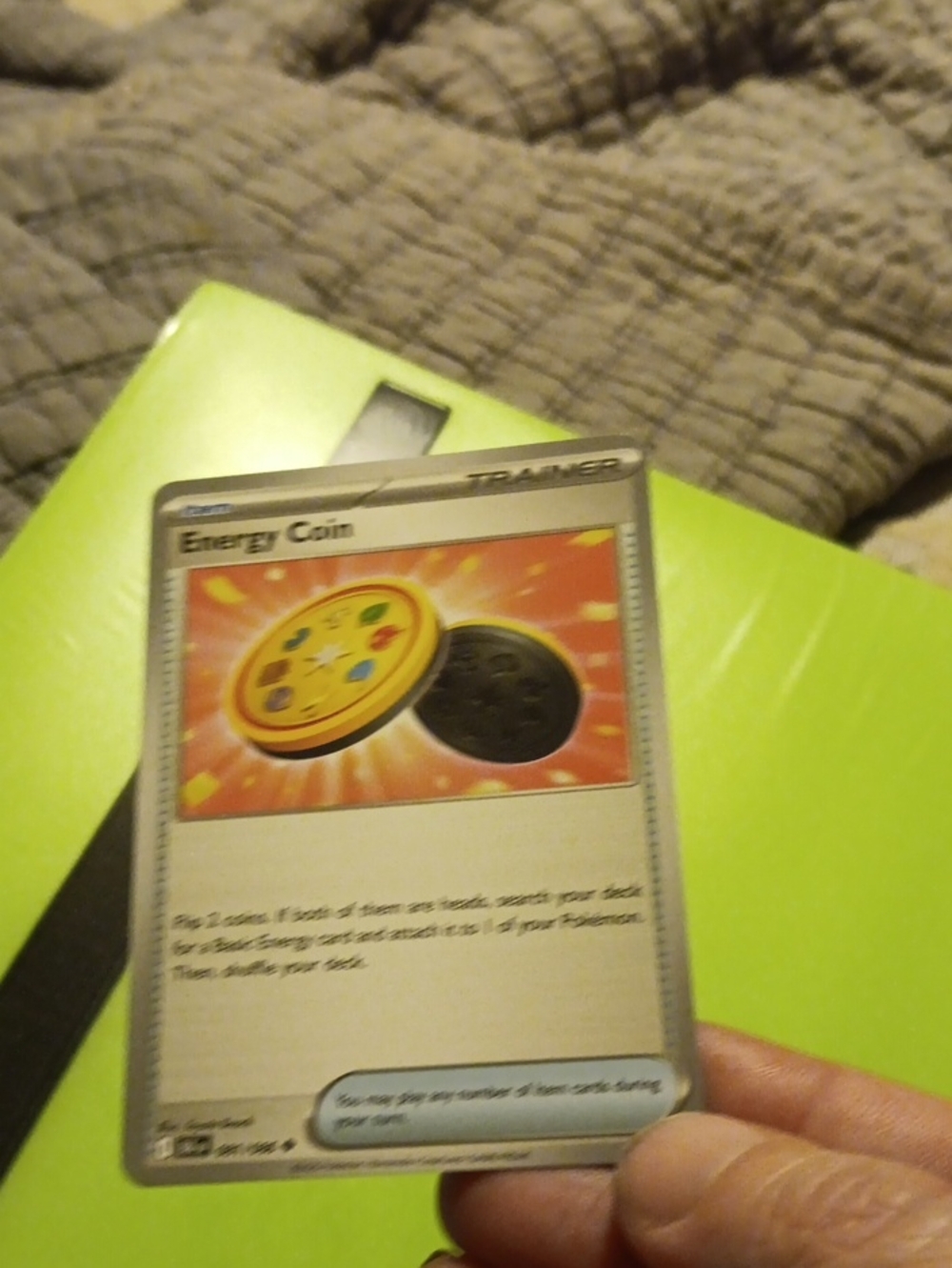 Pokemon Energy Coin Trainer Card - Yellow/Black